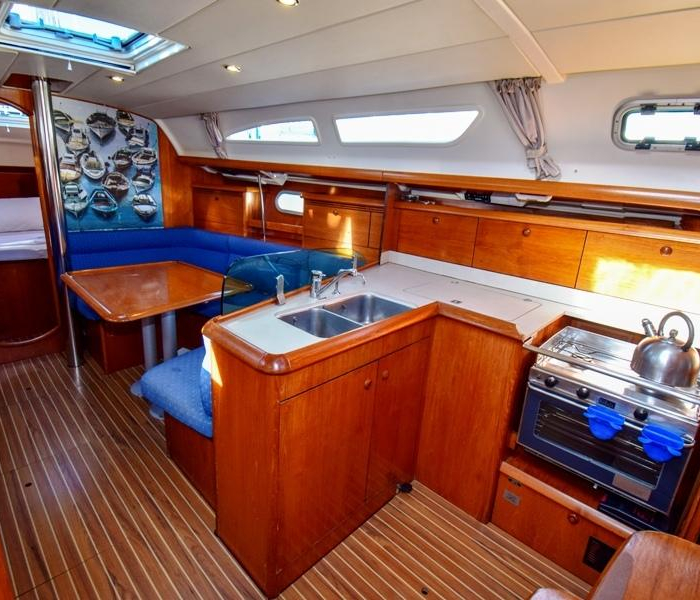 Kacamak | Sun Odyssey 37 photo 22