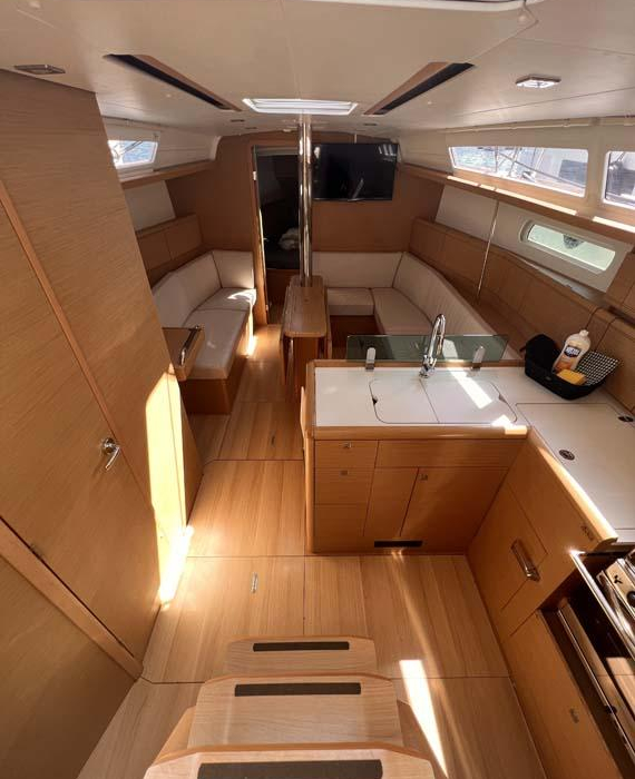 Marie | Sun Odyssey 389 photo 1