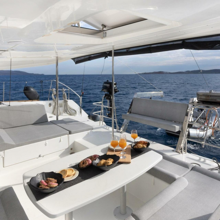 Madicon | Lagoon 450 Fly photo 12