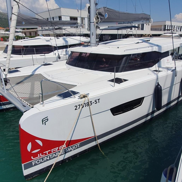 SAILOR VENUS | Isla 40 photo 3