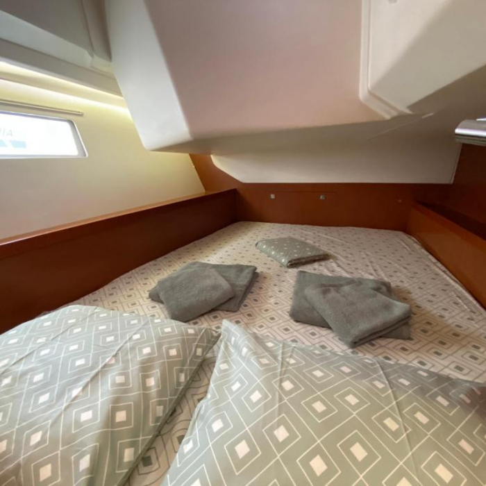 Tina | Oceanis 41 photo 14