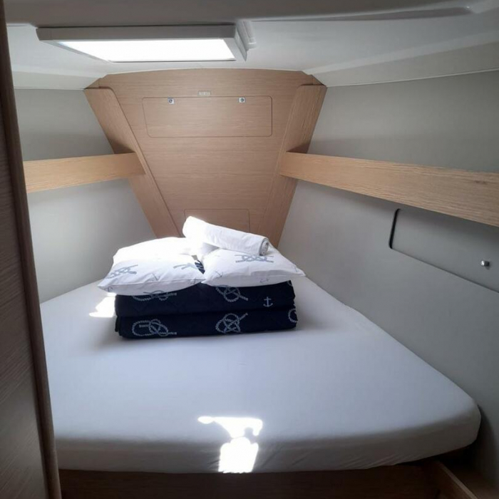 Altair | Dufour 412 photo 10
