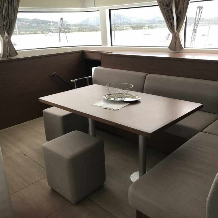 Dugongo II (GND) | Lagoon 52F photo 6