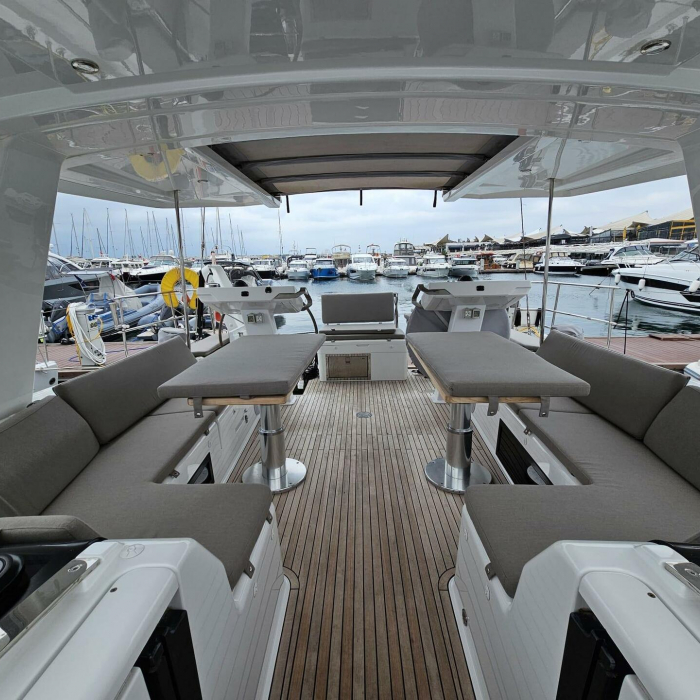 MiR | Hanse 548 photo 8