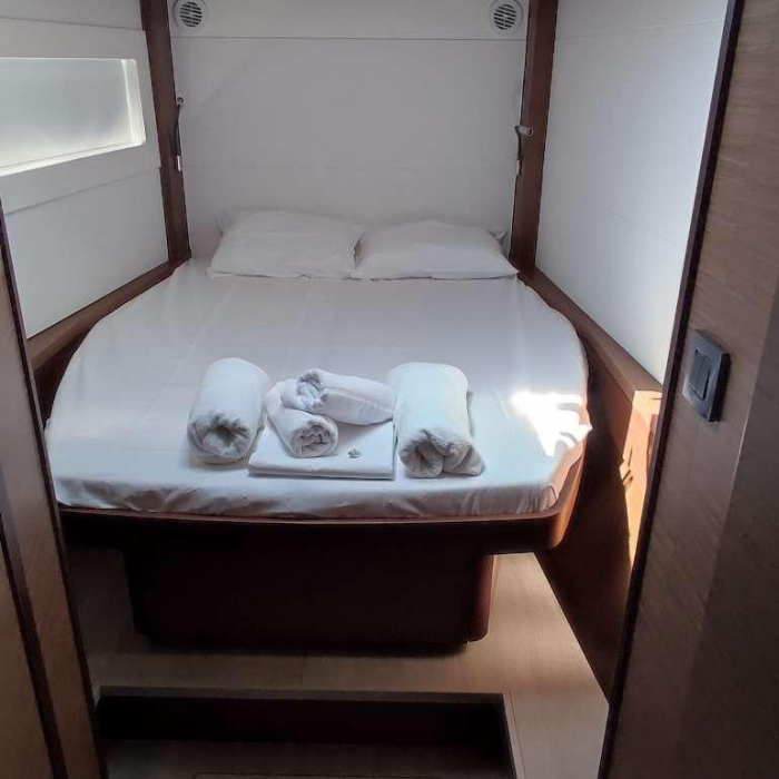 Rocky | Lagoon 46 photo 6