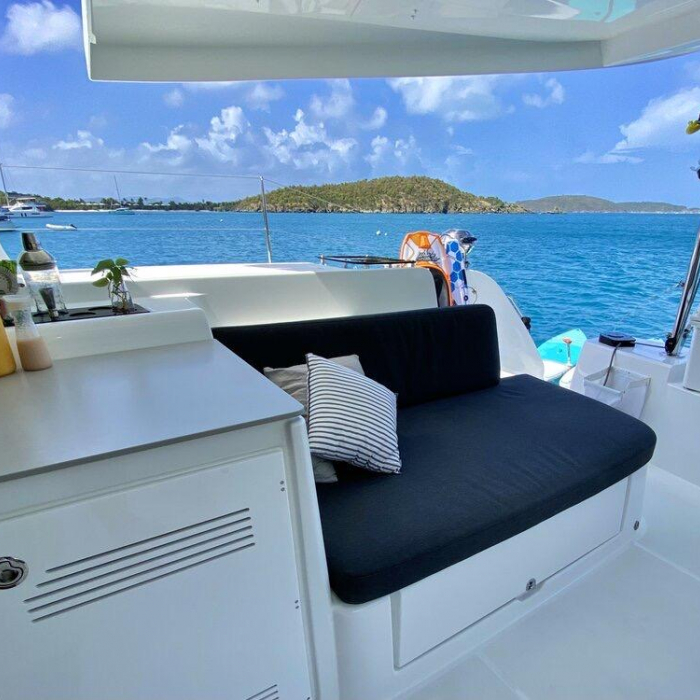 Maryna | Lagoon 46 photo 9