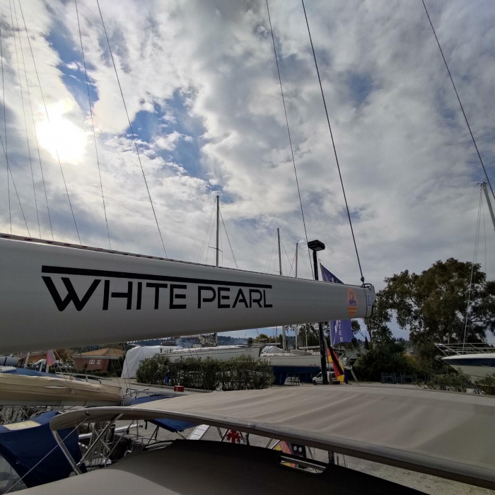 White Pearl | Sun Odyssey 490 photo 7