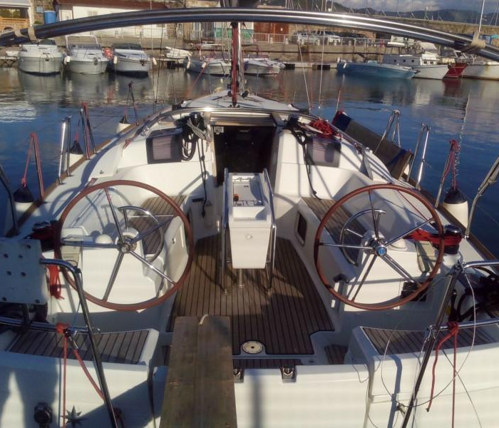 Minerva | Sun Odyssey 379 photo 3