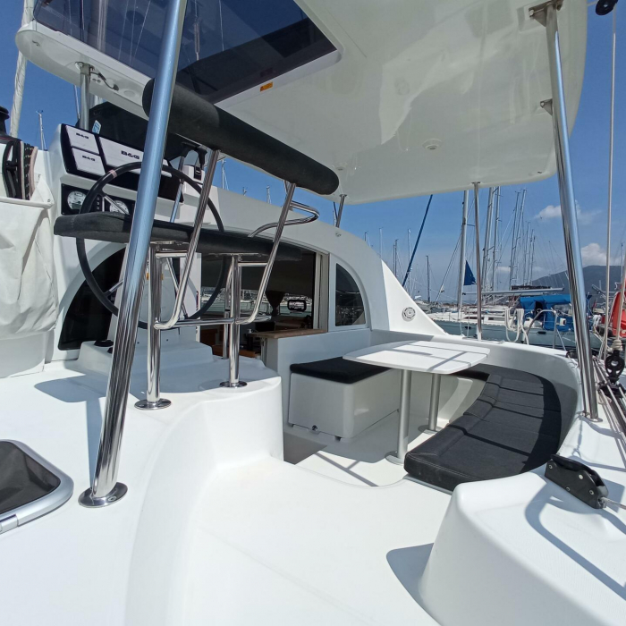 Sunrise | Lagoon 380 photo 4