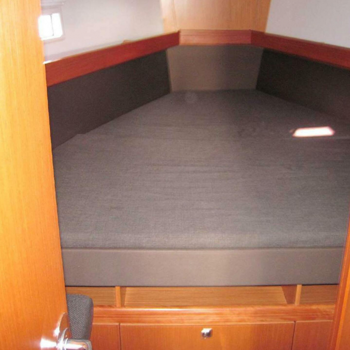 Economy | Bavaria Cruiser 41 photo 16