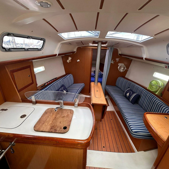 No regrets | Oceanis Clipper 323 photo 11
