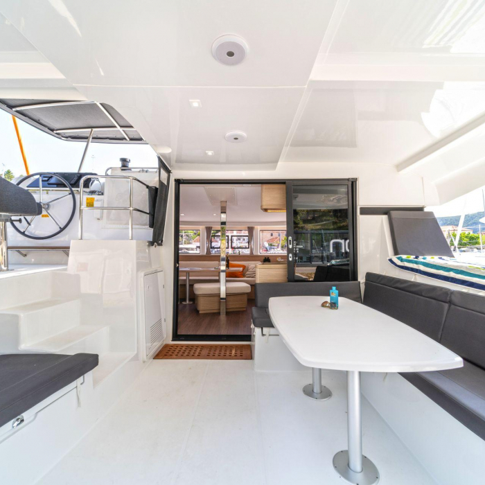 Marina 3 | Lagoon 42 photo 6