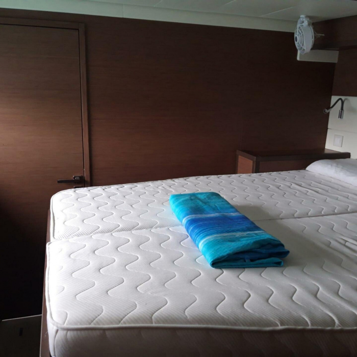 Cala Luna | Lagoon 52F photo 39