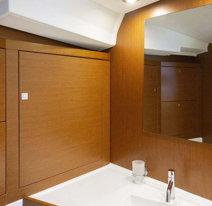 Avalon | Oceanis 45 photo 18