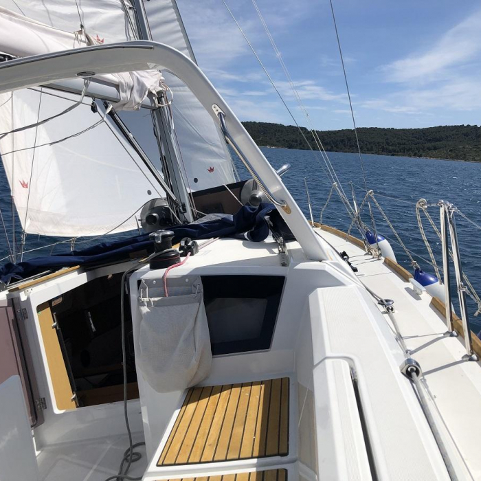 Kolibri | Oceanis 35.1 photo 12