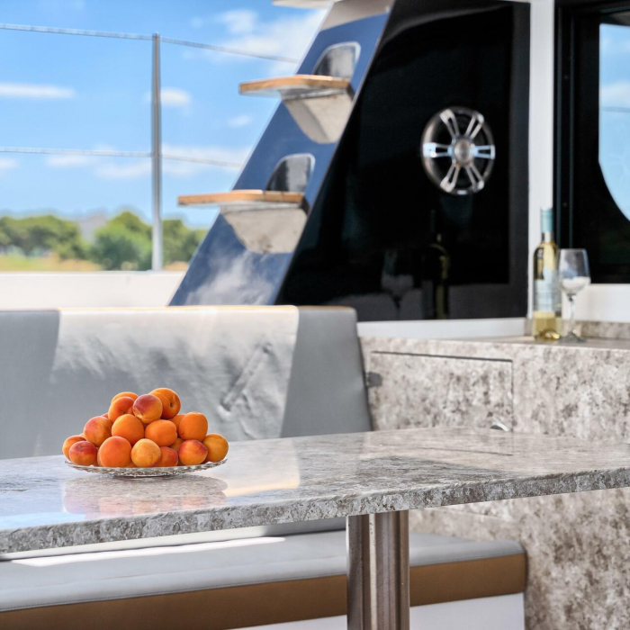 Gold | Luna 49 photo 35