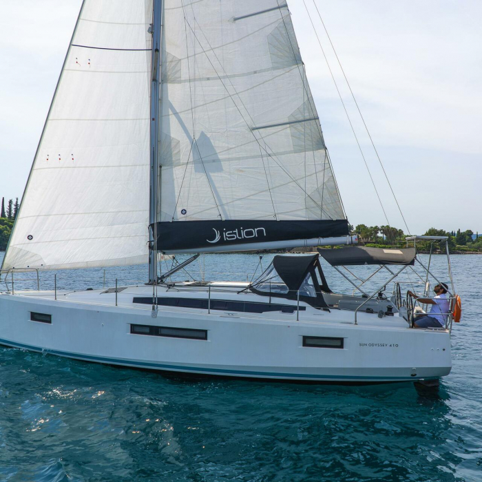 Sea Whisper | Sun Odyssey 410 photo 3