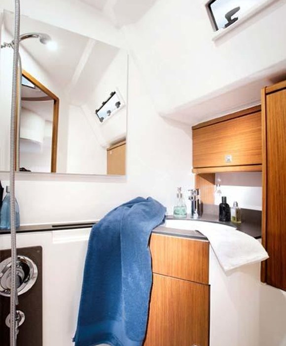 Lupi | Bavaria Cruiser 46 photo 8