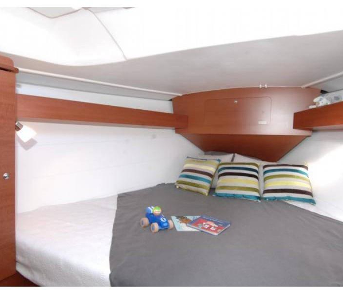 Nougatess | Dufour 335 photo 3