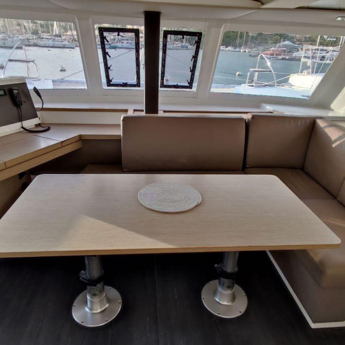 Harfang | Fountaine Pajot LUCIA 40 photo 9