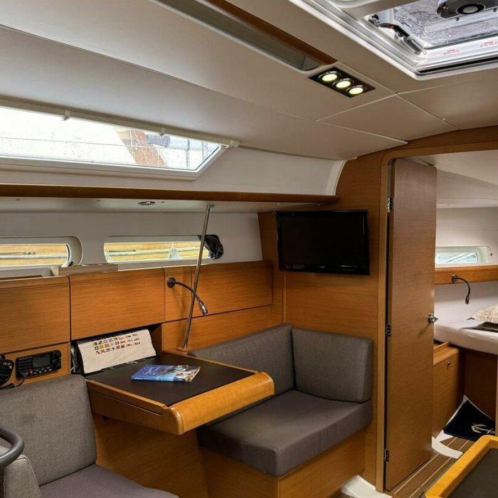 ZikkZakk | Sun Odyssey 409 photo 7