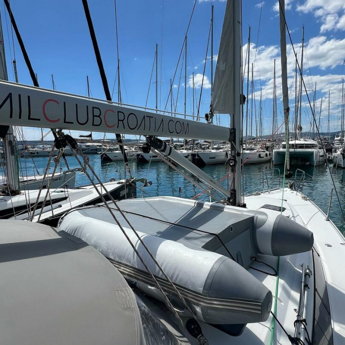 Enja | Bavaria Cruiser 41 photo 15