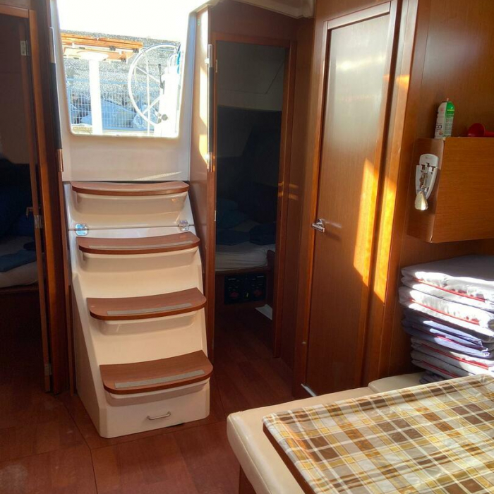 Jasmine | Oceanis 38.1 photo 8