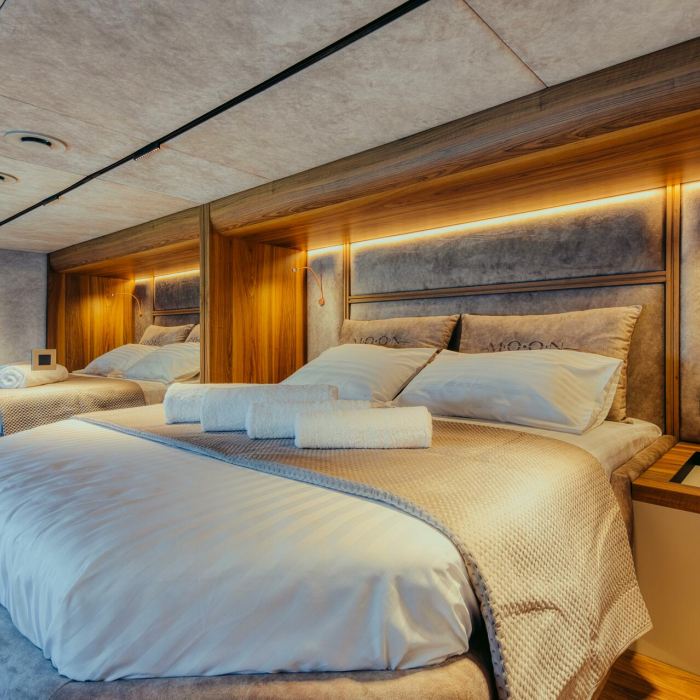 Honeymoon | Moon Yacht 65 photo 95