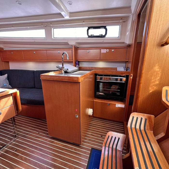 Pulenat | Bavaria Cruiser 33 photo 12