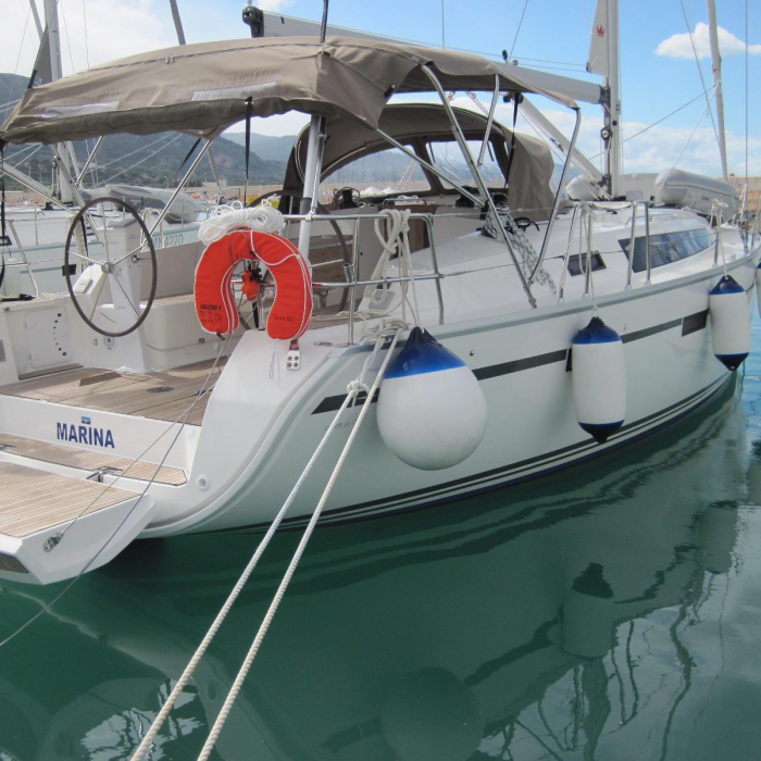 Economy | Bavaria Cruiser 41 photo 1