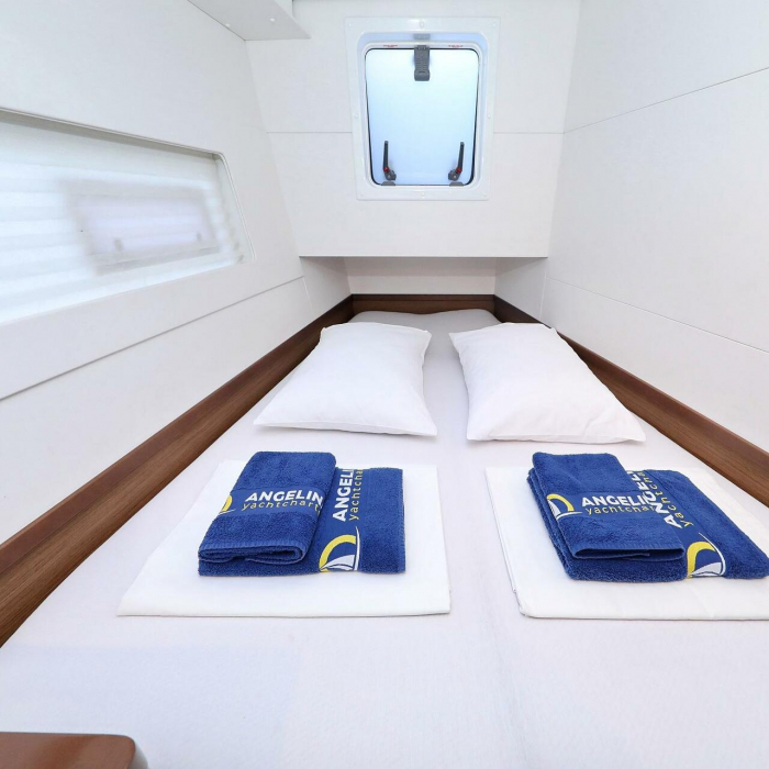 Mars | Lagoon 40 photo 8