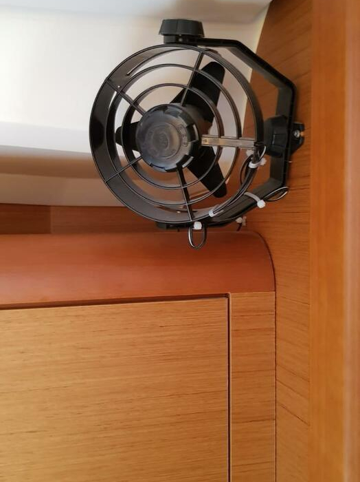 Pata | Sun Odyssey 519 photo 38