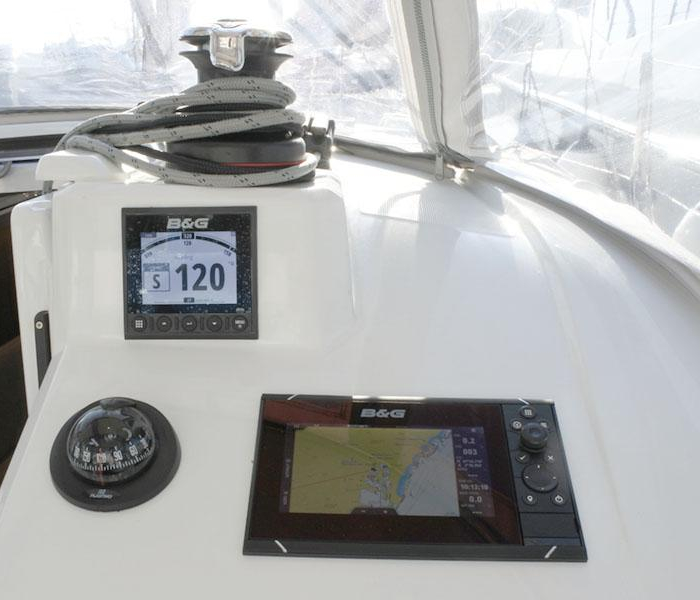 Reef | Oceanis 30.1 photo 3