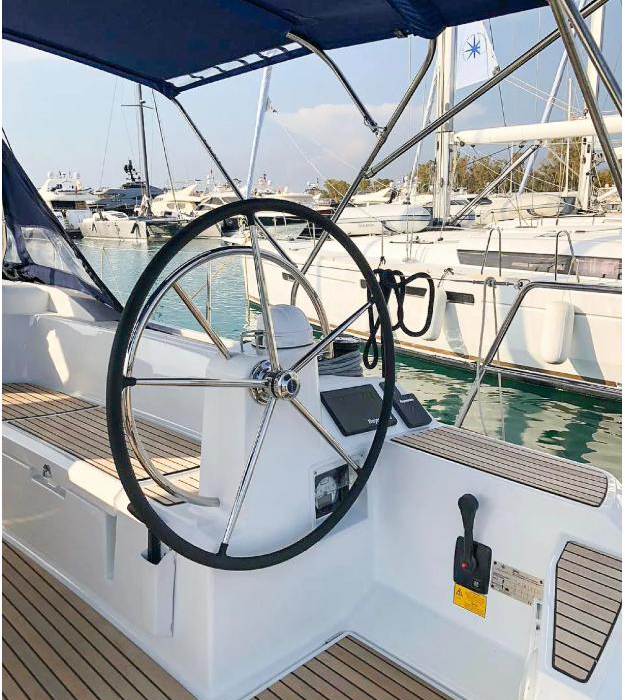 Misty | Sun Odyssey 519 photo 16