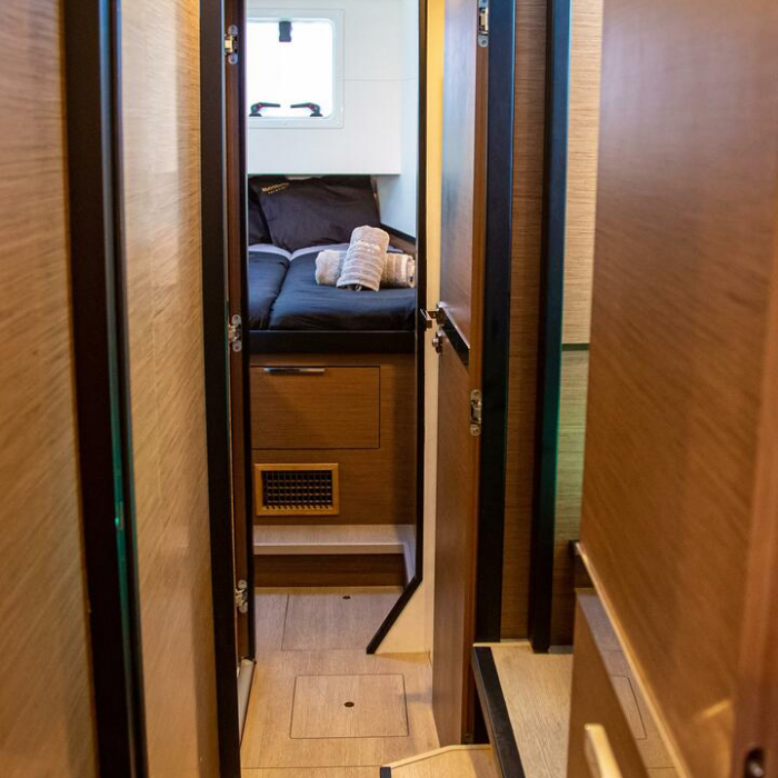 Sol Invictus VIP-equipped | Lagoon 40 photo 65