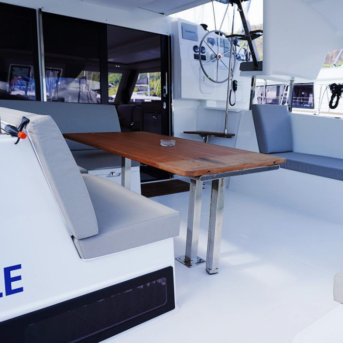 Barnacle | Fountaine Pajot Isla 40 photo 33