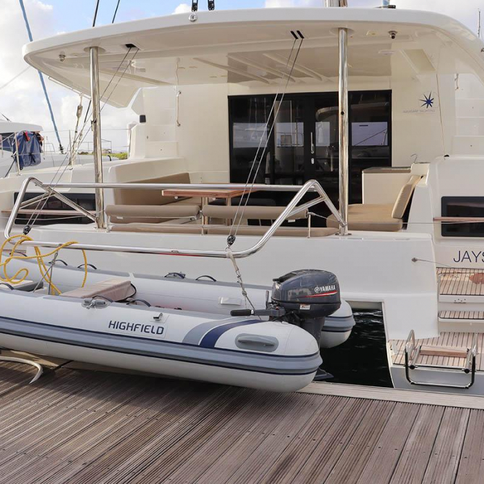 Jays 'n Seas | Lagoon 50 photo 2