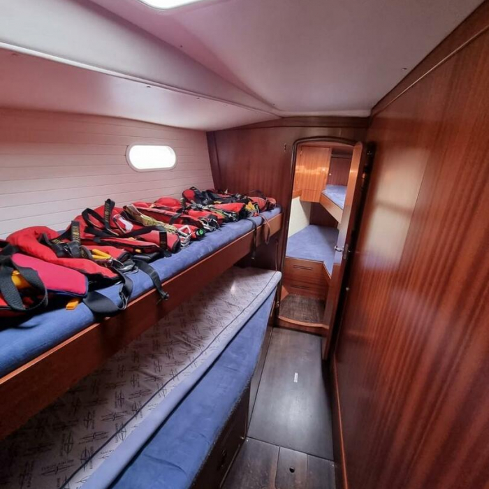 Athaman | Delphia 47 photo 11