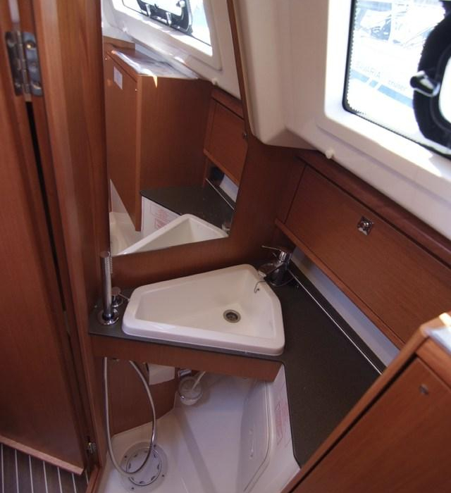 Talassa | Bavaria Cruiser 34 photo 13