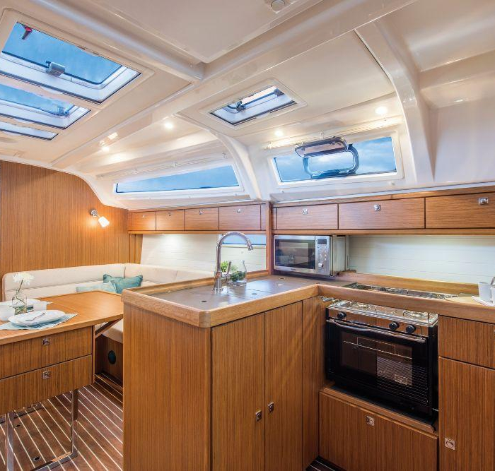 Jane II | Bavaria Cruiser 37 - 3 cab. photo 1
