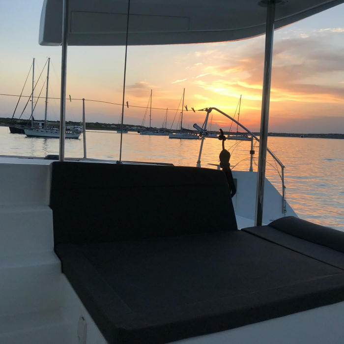 MARTINA TRES | Lagoon 450 Flybridge photo 4