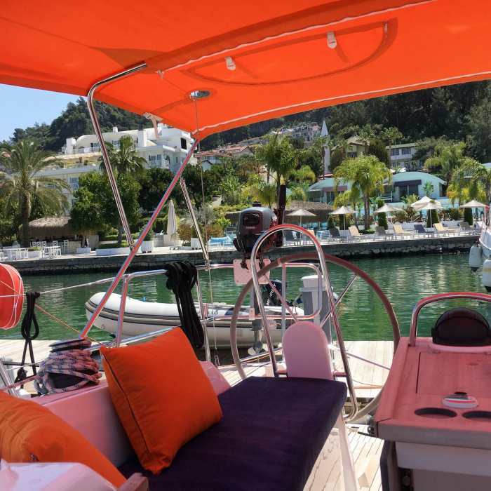 Taz | Bavaria 34 photo 3