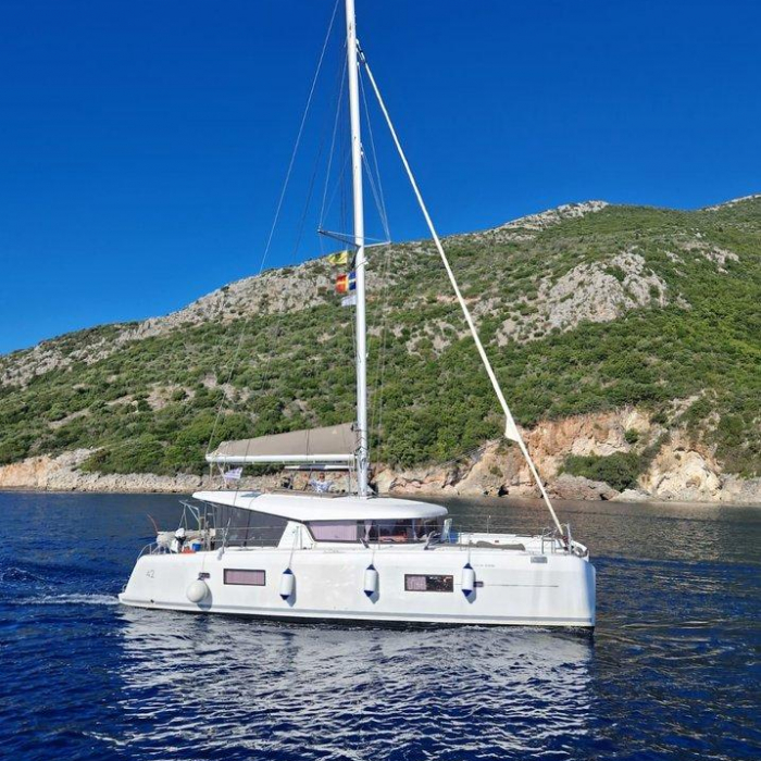 Nyami Nyami | Lagoon 42 photo 1