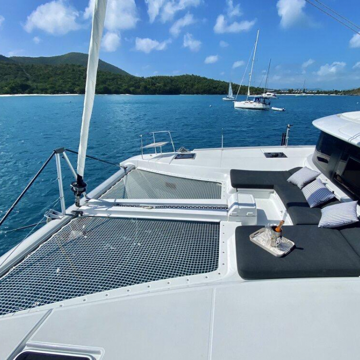 Maryna | Lagoon 46 photo 4