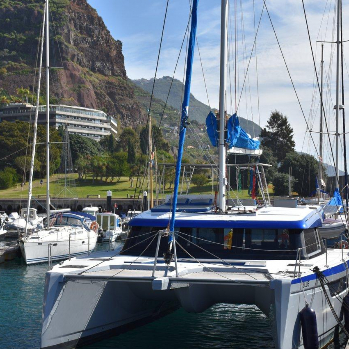 Blue | Luna 49 photo 15