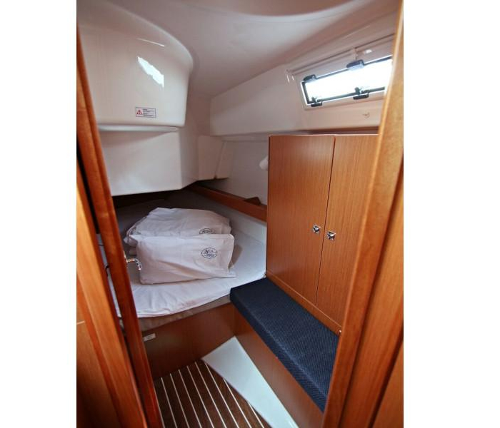 Lucy | BAVARIA C 34 photo 9