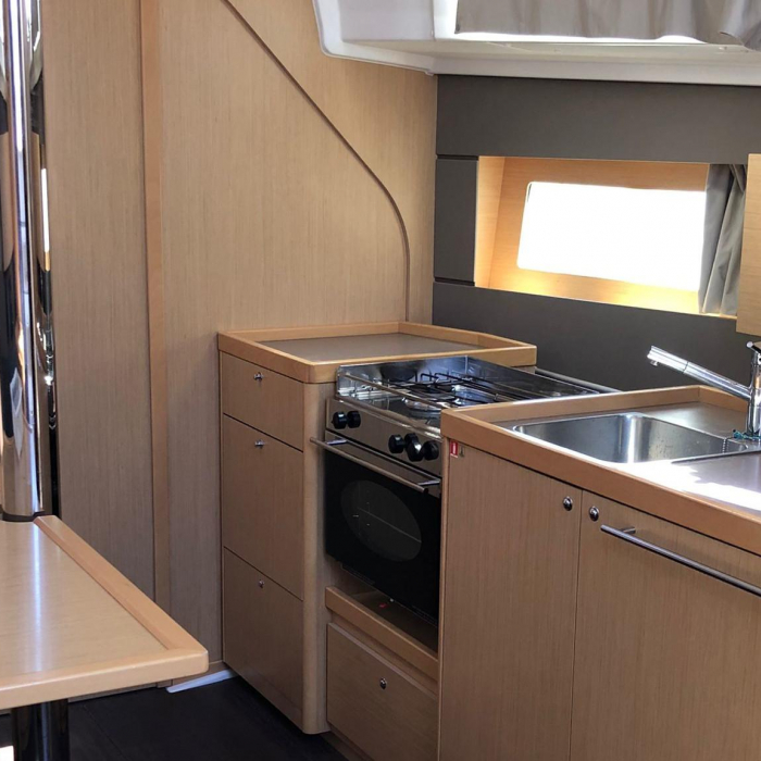 Amaral | Oceanis 38 photo 11