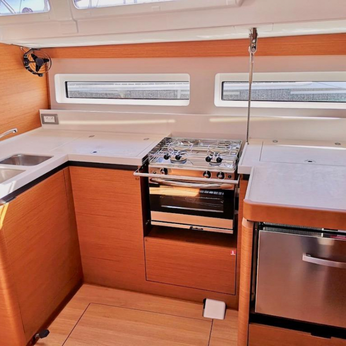 Persik | Sun Odyssey 490 photo 11