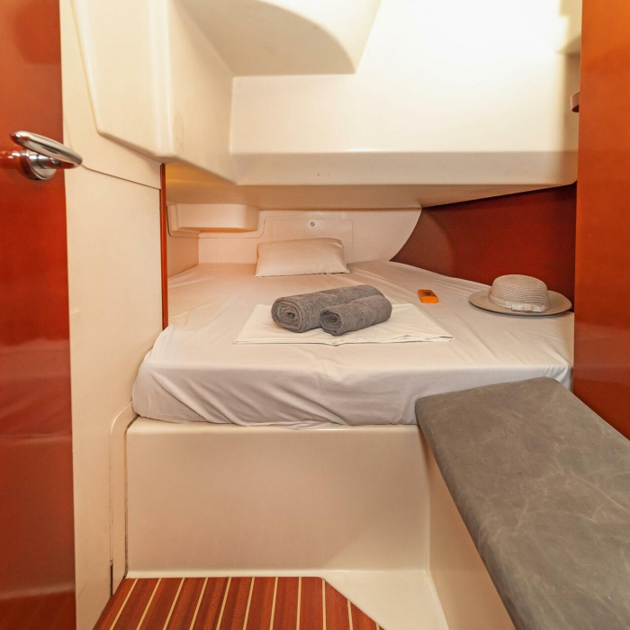 Flyer of Lorne | Hanse 400. photo 20