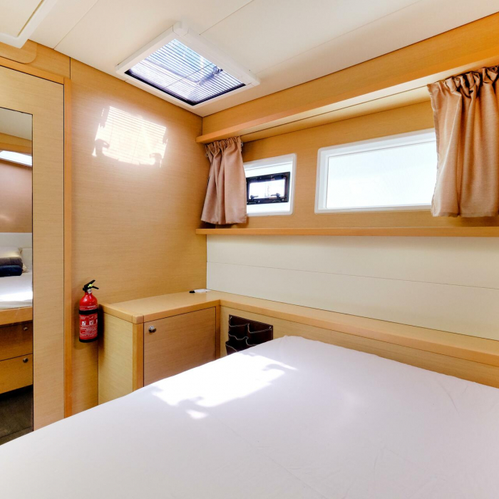 Neptuno | Lagoon 52F photo 24